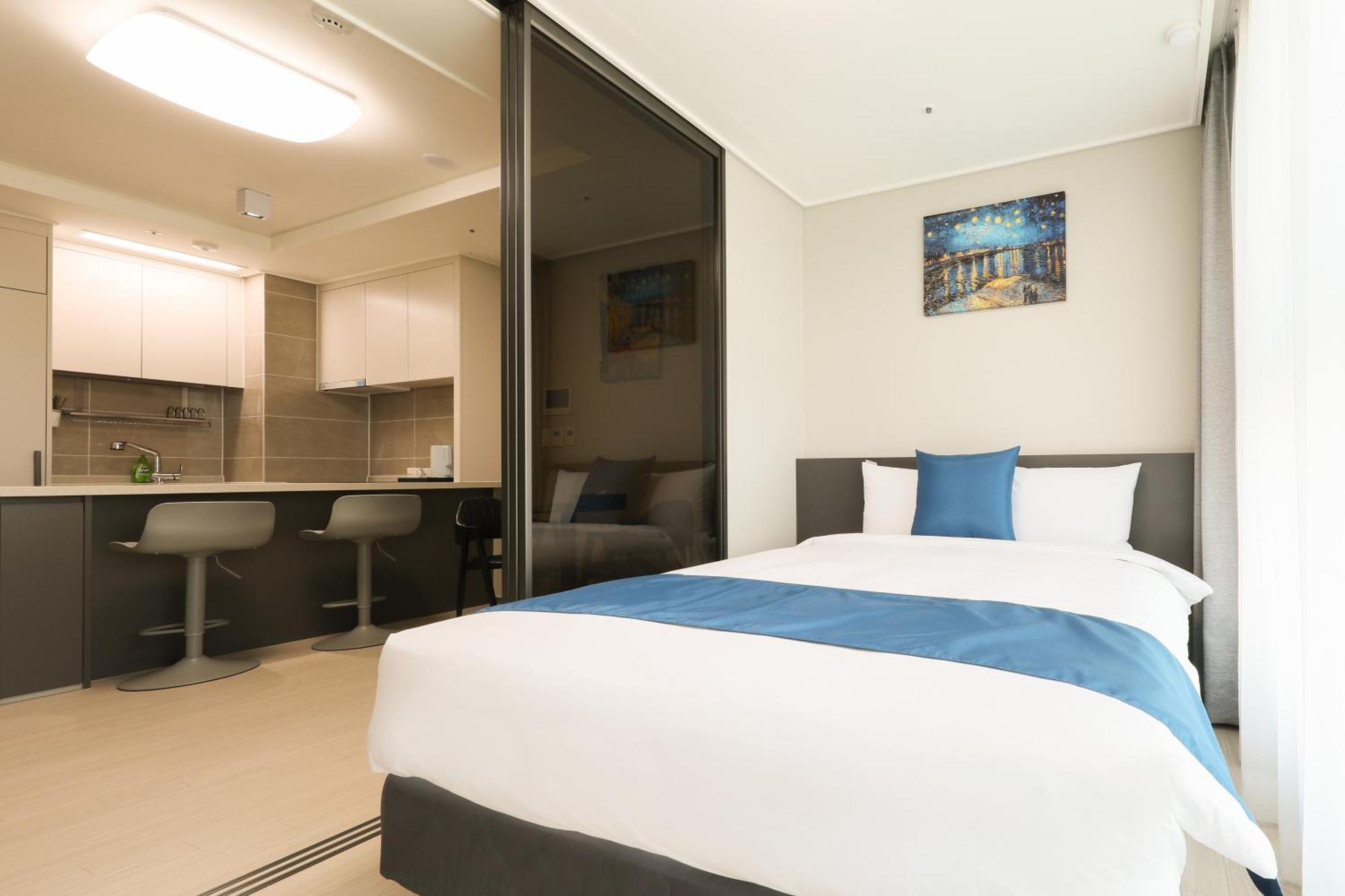 Coopstay Yeosu Hotel Exterior photo